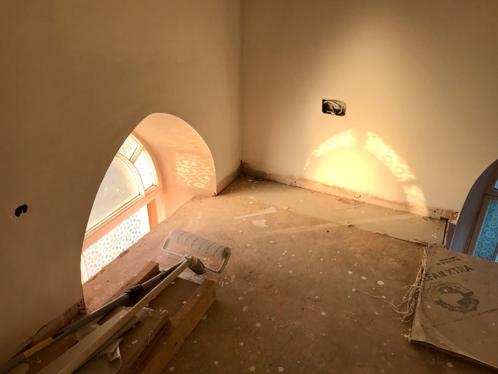 Evenings painting the Chapel in the golden hour light: new shadows